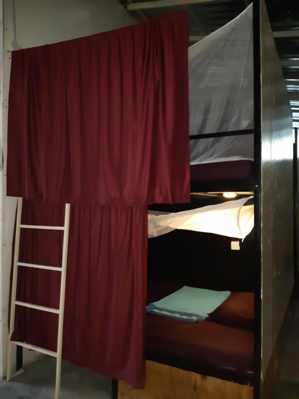 Jungle Republic Hostel Koh Rong Sanloem Bagian luar foto